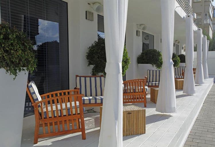 Shalom Hotel & Relax