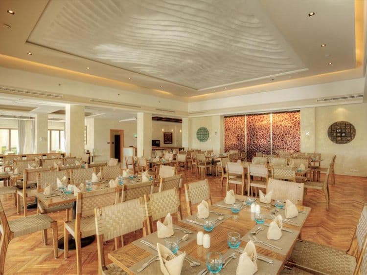 Grand Tala Bay Resort