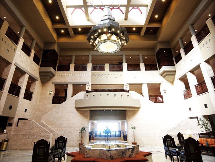 Movenpick Nabatean Castle Hotel