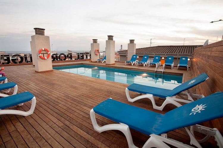 Port Eugeni Hotel