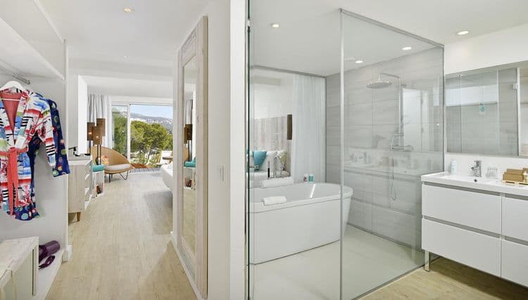 Sol Beach House