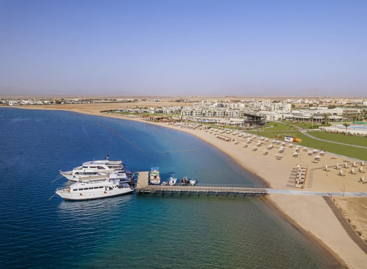 Rixos Premium Magawish Suites & Villas
