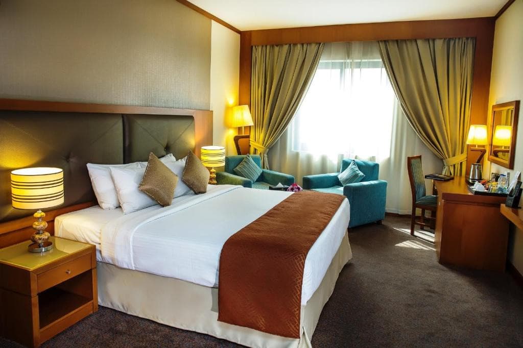 Hallmark Hotel