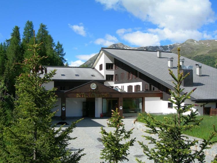 Intermonti