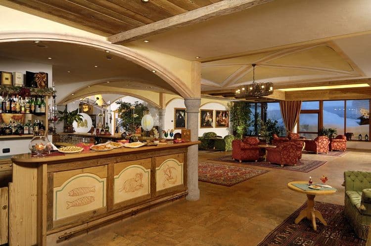 Carlo Magno Hotel Spa & Resort