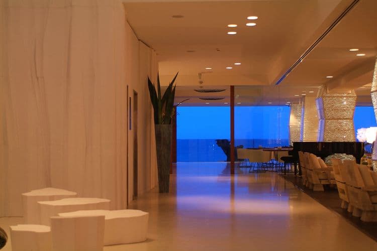 Londa Beach Hotel