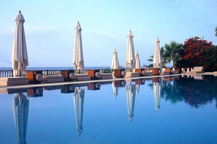 Londa Beach Hotel