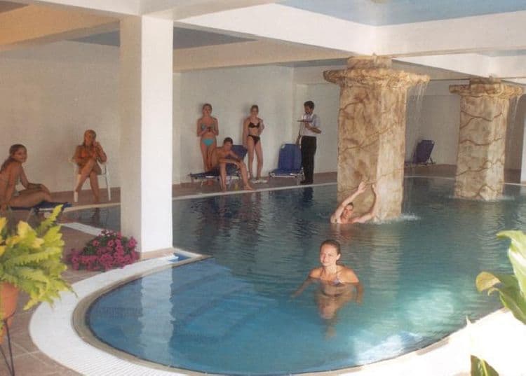 Avlida Hotel