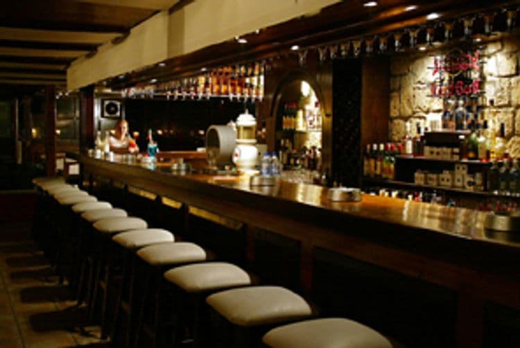 Dionysos Central Hotel