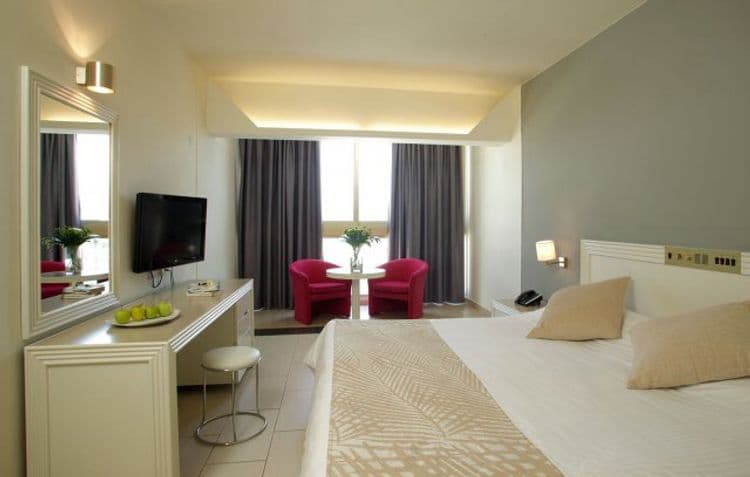 Laura Beach & Splash Resort