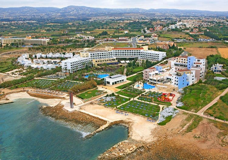 St. George Hotel Spa & Golf Beach Resort