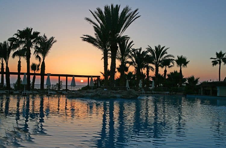 St. George Hotel Spa & Golf Beach Resort