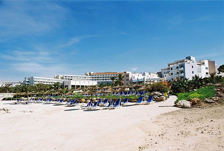 St. George Hotel Spa & Golf Beach Resort