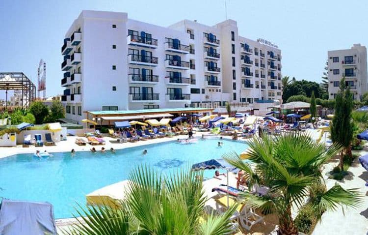 Kapetanios Bay Hotel