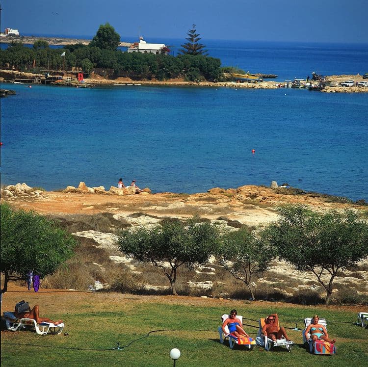 Mimosa Beach Hotel