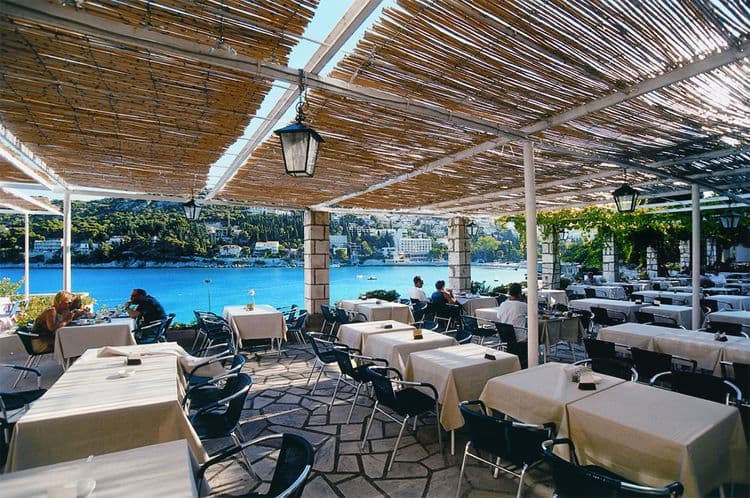Vis Hotel