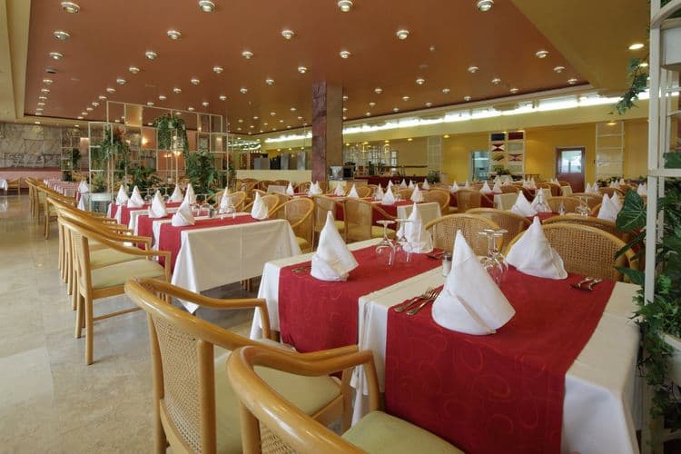 Dalmacija Sunny Hotel by Valamar