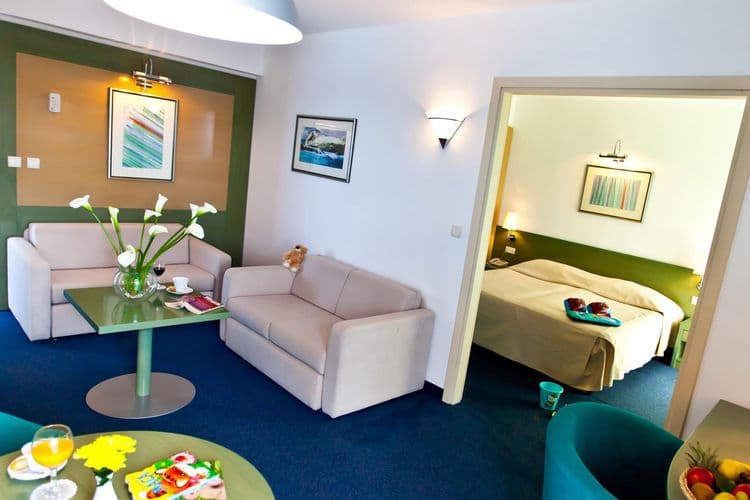 Dalmacija Sunny Hotel by Valamar
