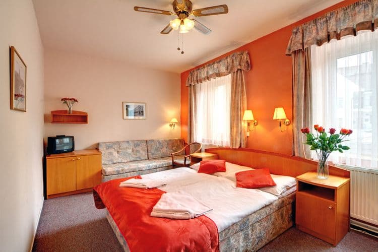 Bily Lev Hotel