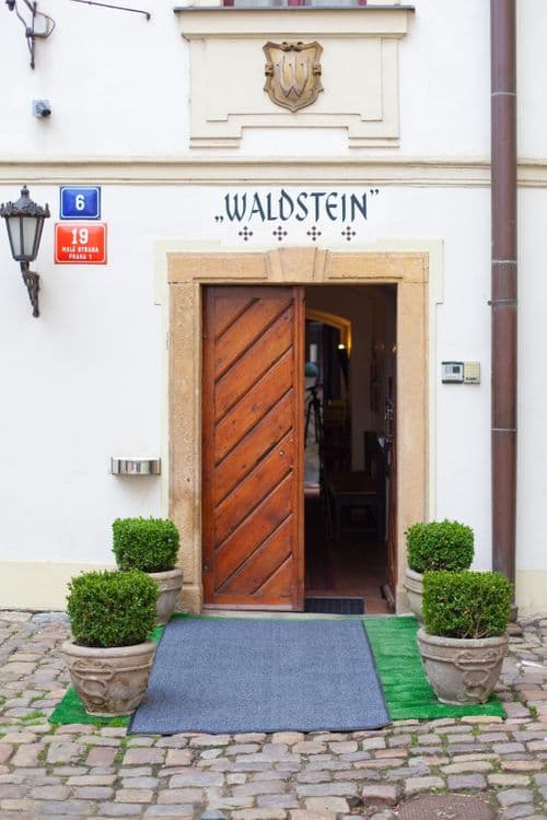 Waldstein Hotel