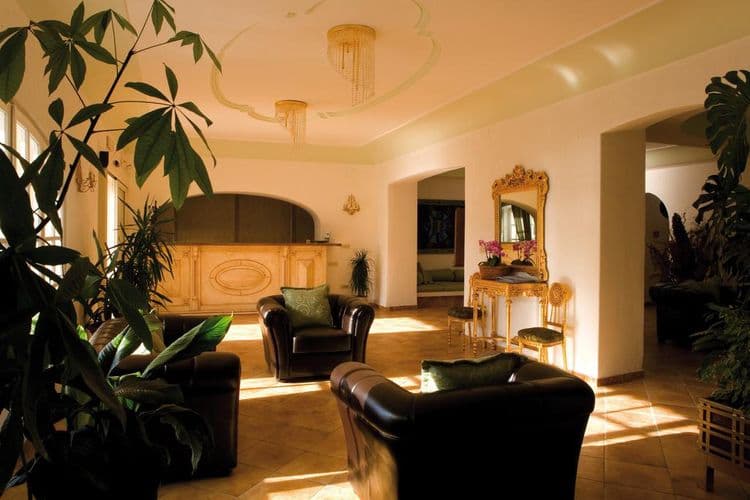 La Scogliera Hotel
