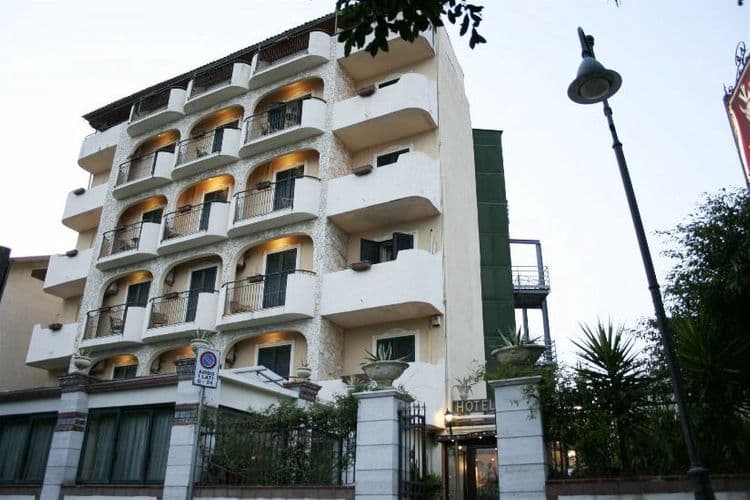 Villa Linda Hotel