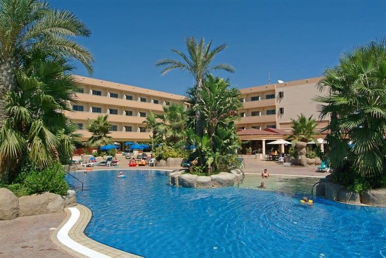 Nissiana Hotel
