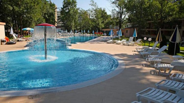 Yunona Hotel