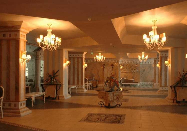 Chaika Beach Resort
