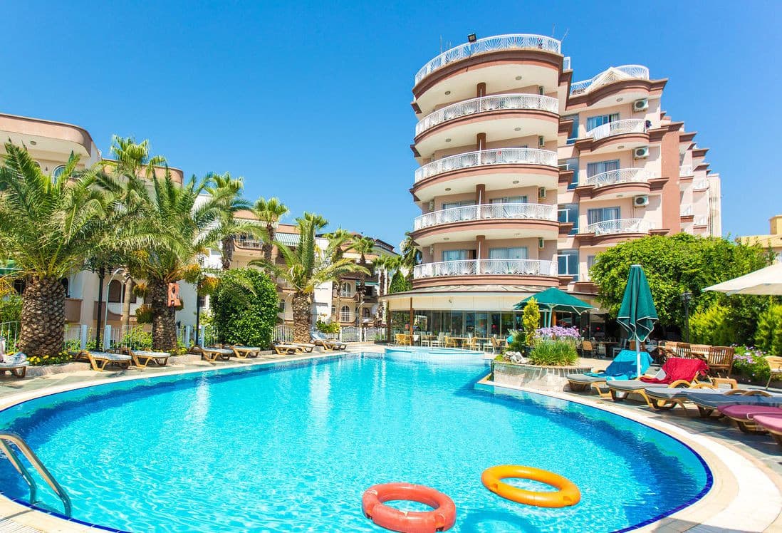 Romance Hotel