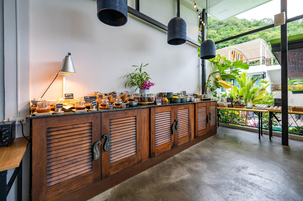 CC`S HIDEAWAY