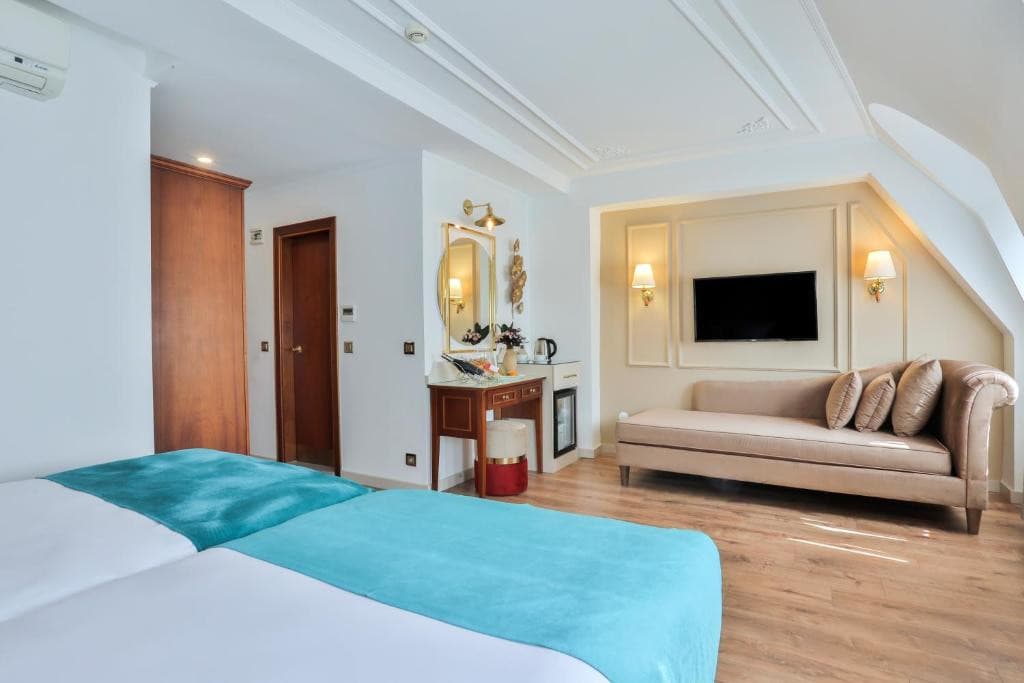 ORIENT EXPRESS HOTEL