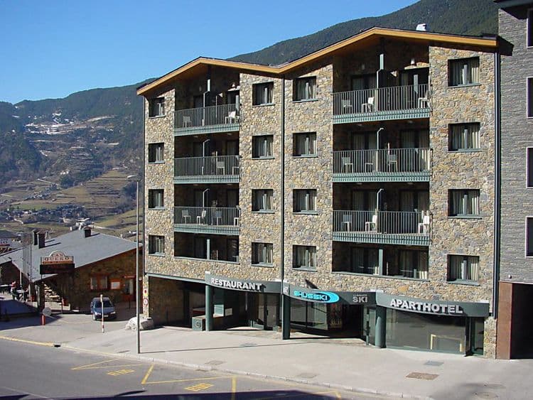 Shusski Aparthotel