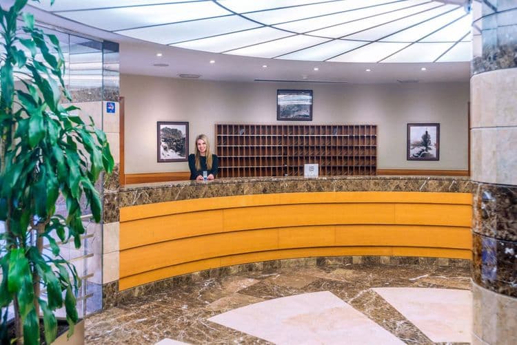 Cosmos Hotel & Aparthotel