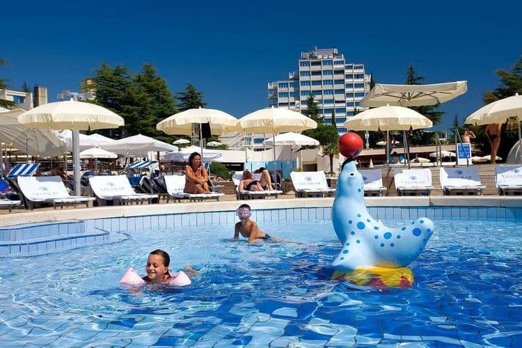 Valamar Crystal Hotel