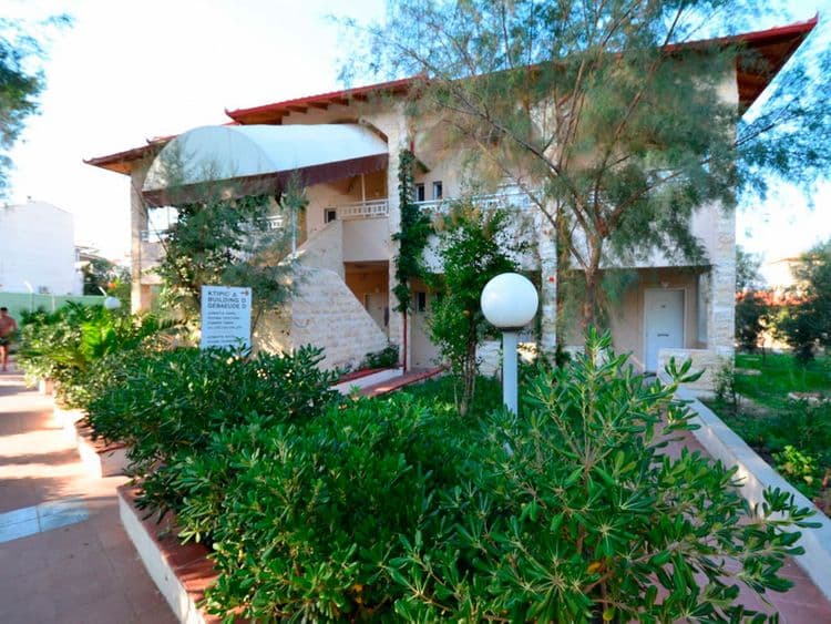 Sousouras Holidays Resort