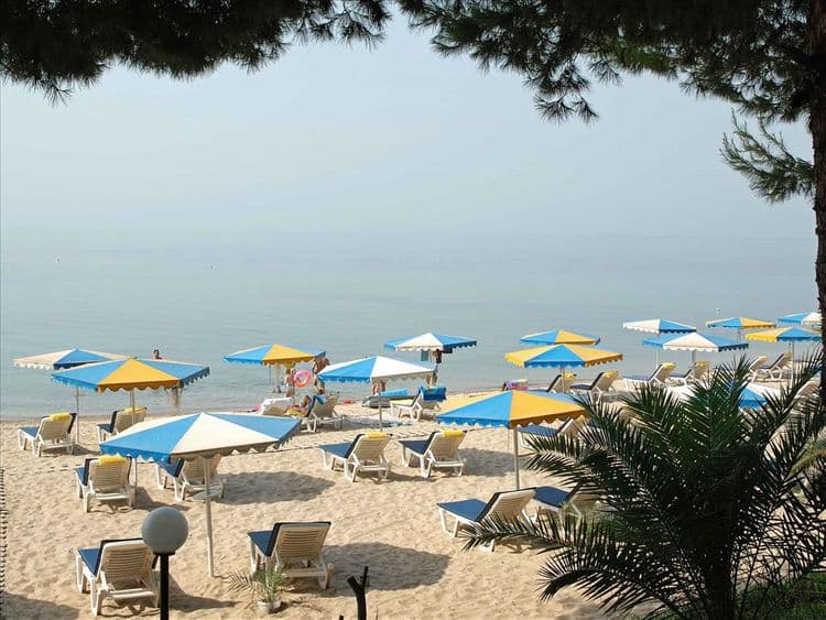 Porfi Beach Hotel