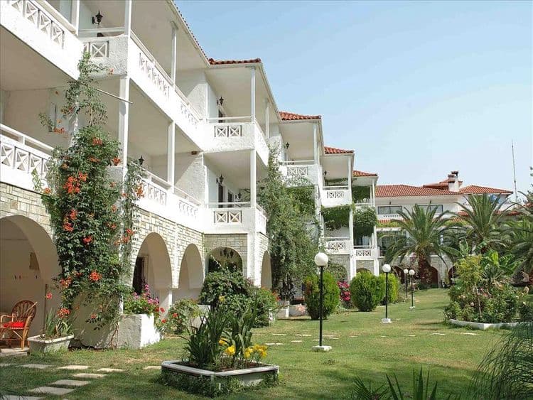 Porfi Beach Hotel
