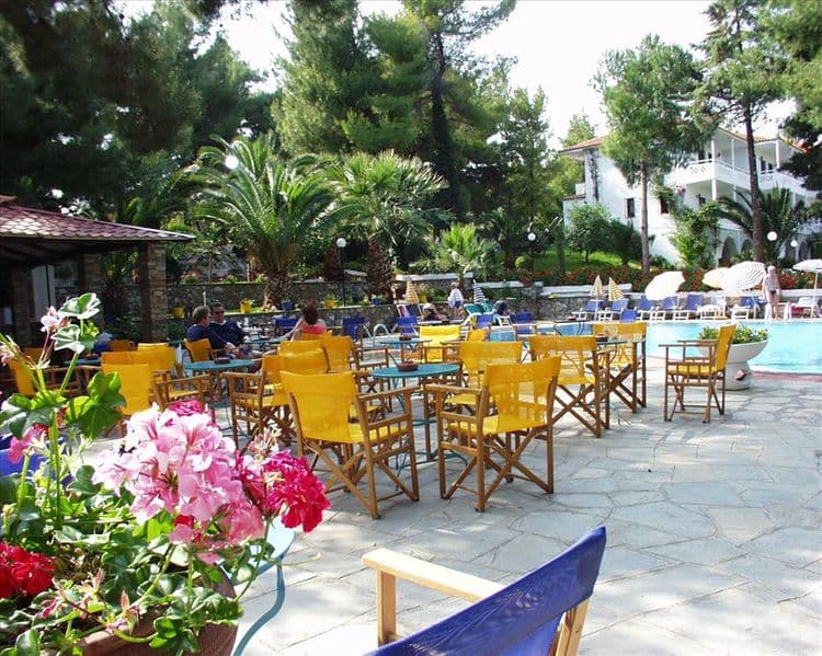 Porfi Beach Hotel