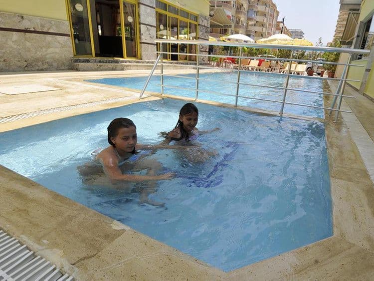 Klas More Annex Hotel
