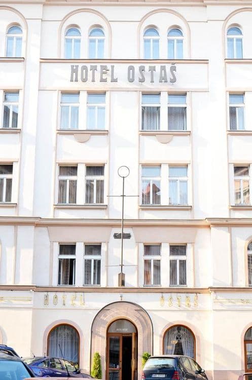 Ostas Hotel