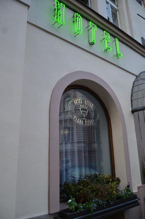 Ostas Hotel