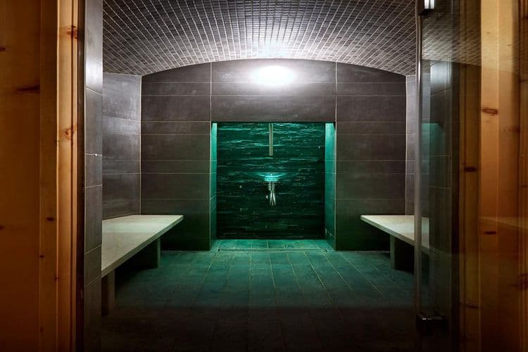Rezia Hotel