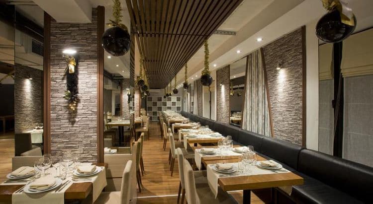 Riverside Boutique Hotel