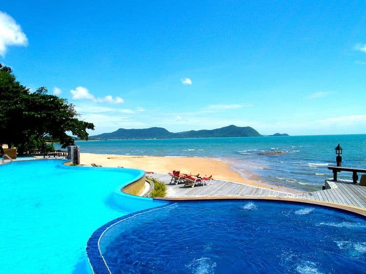 Sunset Park Resort & Spa