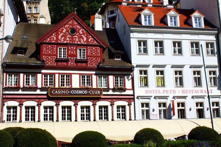 Petr Hotel