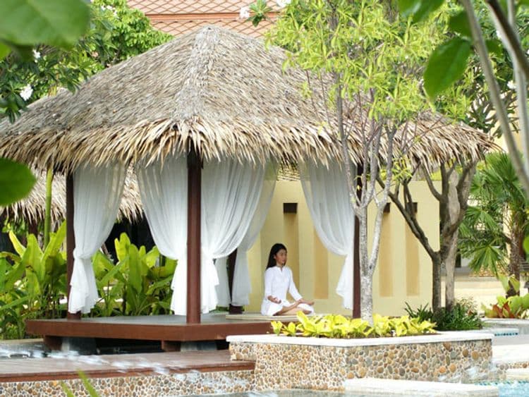 Centara Koh Chang Tropicana Resort