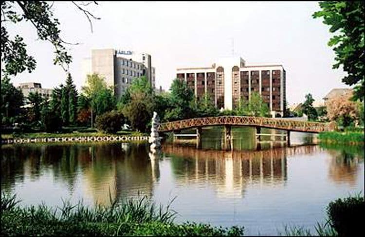 Delibab Hotel