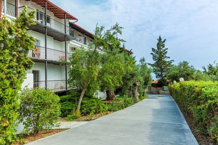 Kriopigi Hotel