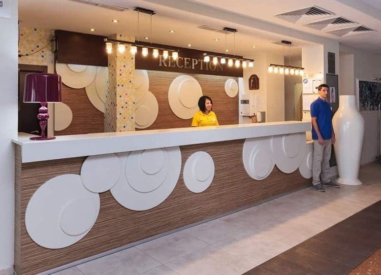 Smartline Meridian Hotel